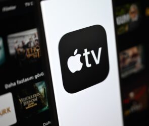 Apple, F1 Strike 5-Year Streaming Deal