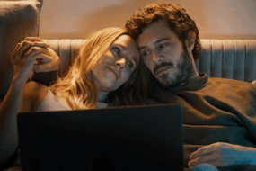 Navigating the Shift from Dating to Relationship