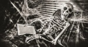 Author's Death to Renaissance