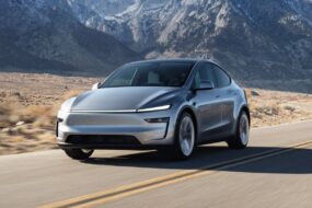 Tesla Urges EPA to Keep Emissions Rules