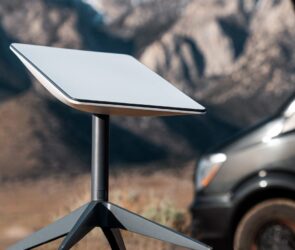 Starlink Passes 8 Million Customers