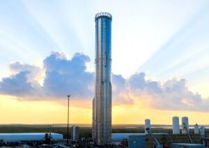 SpaceX Starship Explodes During Test Flight