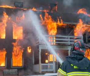 Philosophy Ties Modern Issues