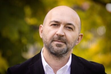 Luis de Miranda: Esprit de Corps