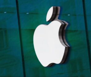 Apple's Secret AI Wearable: Phone Power++