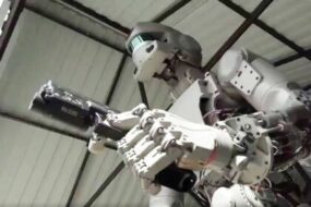 AI Leashes Broken: Uncontrollable Future