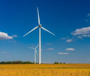 1.9GW clean energy deal.