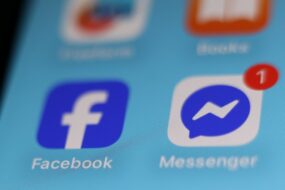 Meta Shuts Messenger Site