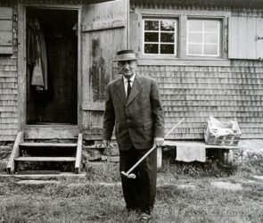 Chōmei, Heidegger, Homelessness, and Home