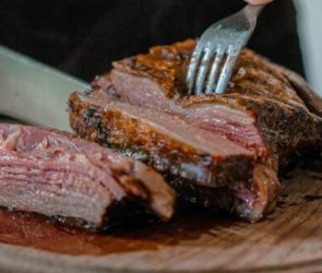 Meat Ethics: Theories & Moral Views