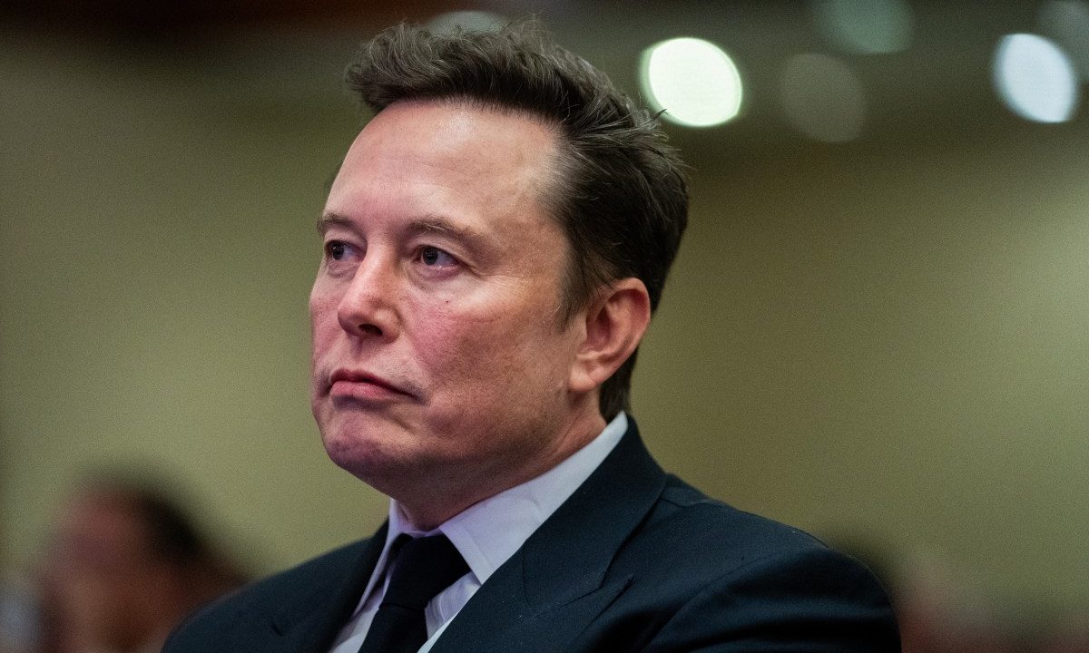 Musk Denies Grok Suicides, Slams OpenAI