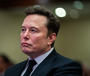 Musk Denies Grok Suicides, Slams OpenAI