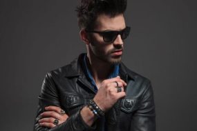 Unlock Social Frame, Take Women Home