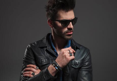 Unlock Social Frame, Take Women Home