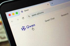Alibaba AI Chief Departs Post-Qwen Expansion