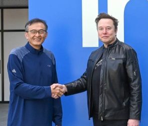 Intel Joins Musk's Terafab Chip Venture
