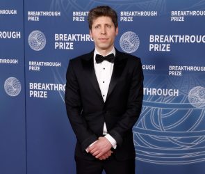 Altman Slams Anthropic's Mythos: Fear Marketing