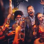 Social Proof to Attract Women: Proven Methods